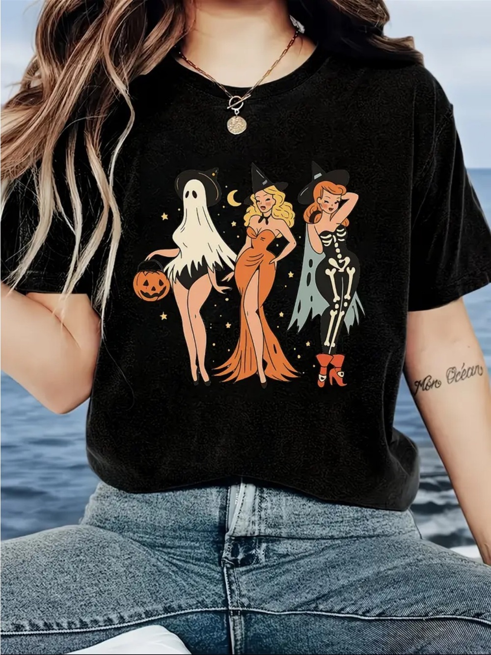 Retro Halloween Pinup Graphic Tee - Black